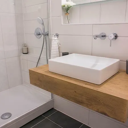 Guest house Nela 4*